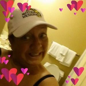 Meet your Posher, Lori